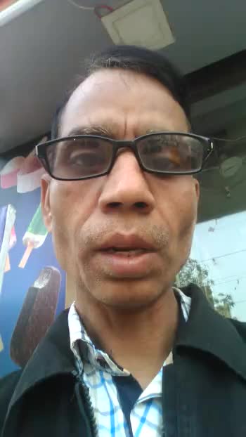 #robertvadra