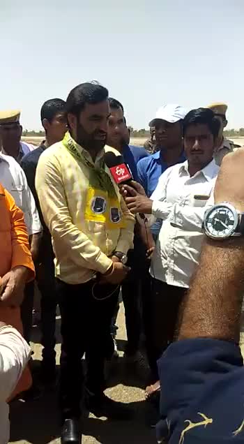 देश के युवाओ की इच्छा थी कि बेनीवाल बीजेपी से गठबंधन कर देश को मजबूत करें- हनुमान बेनीवाल
#Hb #Rlp #Bjp #Nagaur
