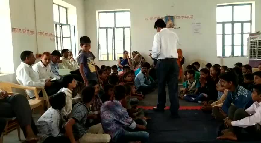 #राउमावि #बासड़ी में #भामाशाह ने की दो कक्षा कक्षों के निर्माण की घोषणा, प्रथम स्थान वाले #विद्यार्थियों का किया #सम्मान