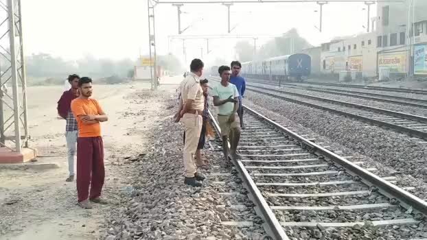 #संगरिया-रेल की चपेट में आए युवक की हुई शिनाख्त #मृतक ताराचंद मेघवाल गांव राजावाली पंजाब का था निवासी